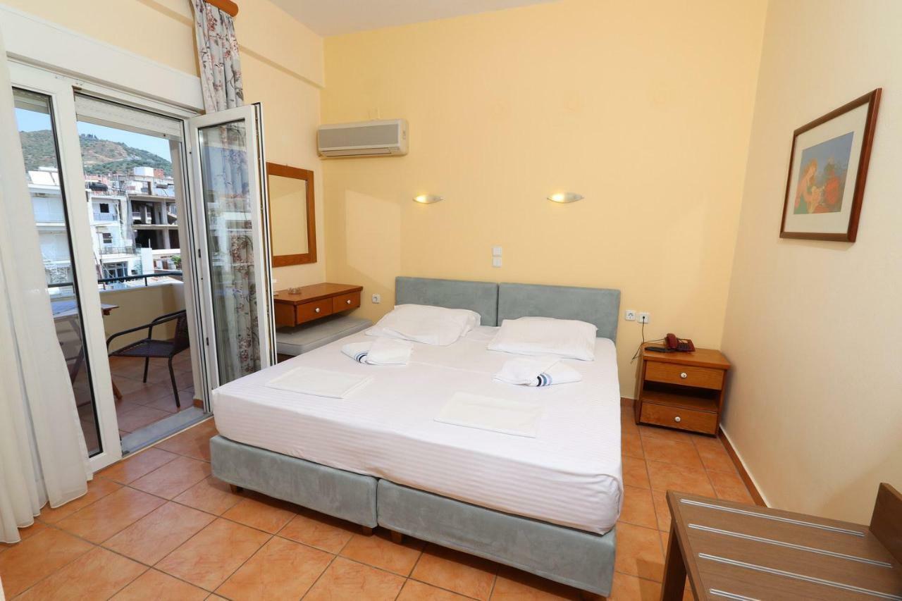 G. Kiapekou Aparthotel Loutra Edipsou  Exterior foto